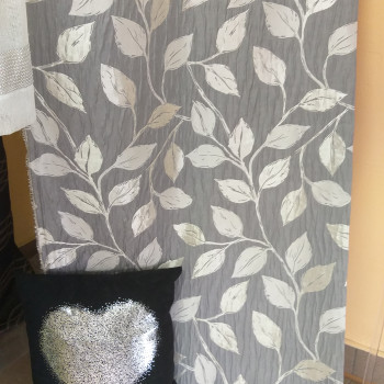 Tkanina szara w srebrne liscie 150cm.szer.