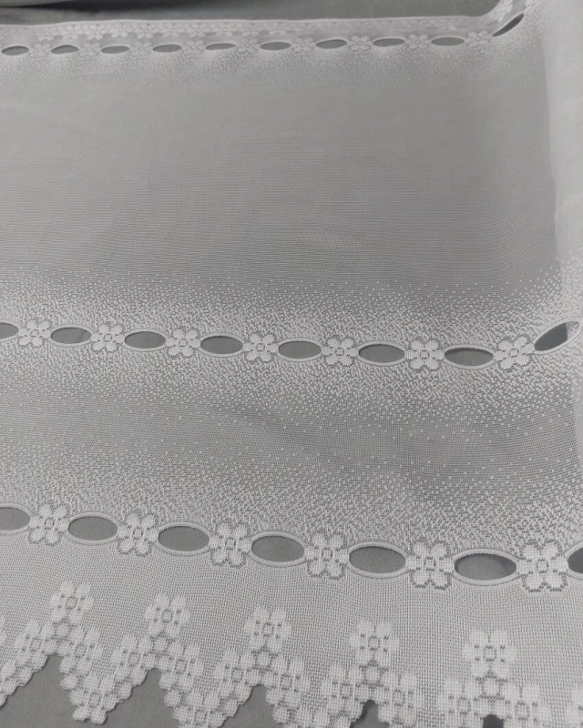 Biała zazdroska żakardowa 60 cm z oczkami na patyk i ząbkowanym dołem
