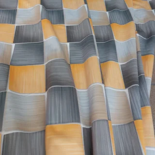 Tkanina zasłonowa velvet szaro-żółta kwadraty 150 cm