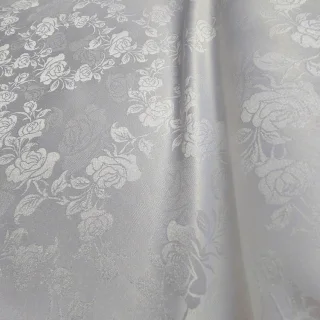 Tkanina plamoodporna biała w róże 160 cm