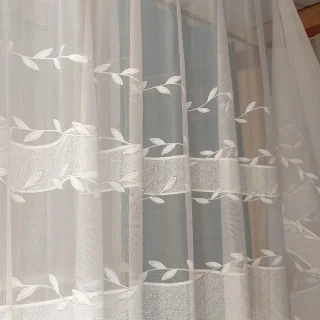 Wzór pasowy w listki