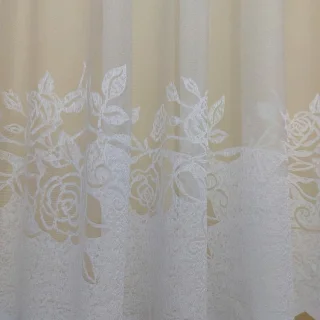 Biała firanka żakardowa 160 cm w róże na przejrzystej markizecie