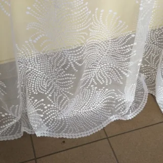 Firanka żakardowa duże liście na markizecie 250 cm