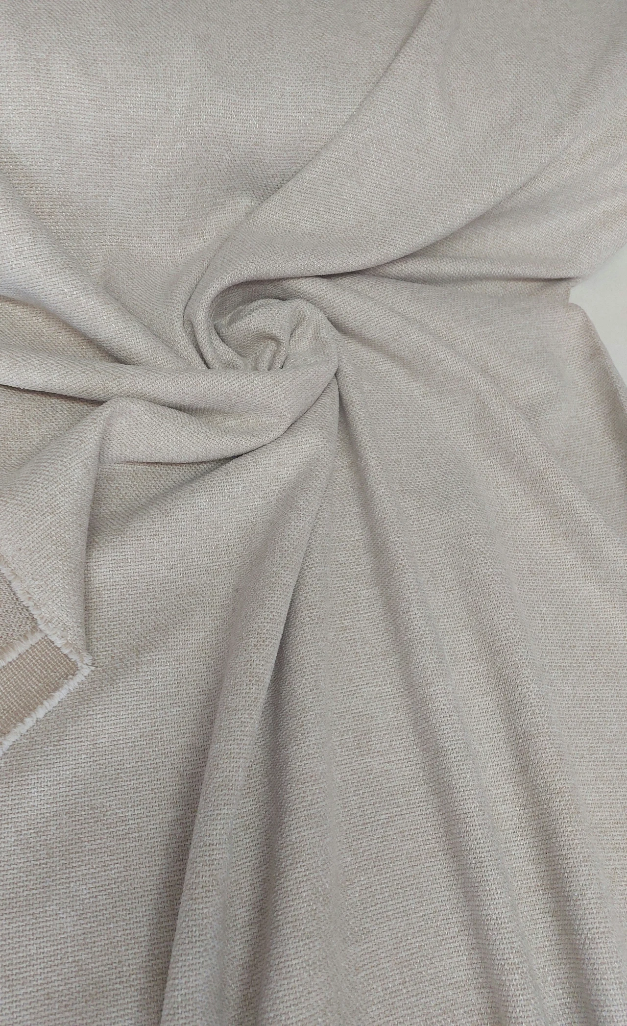 Polyester závěsová látka · Ref. 248