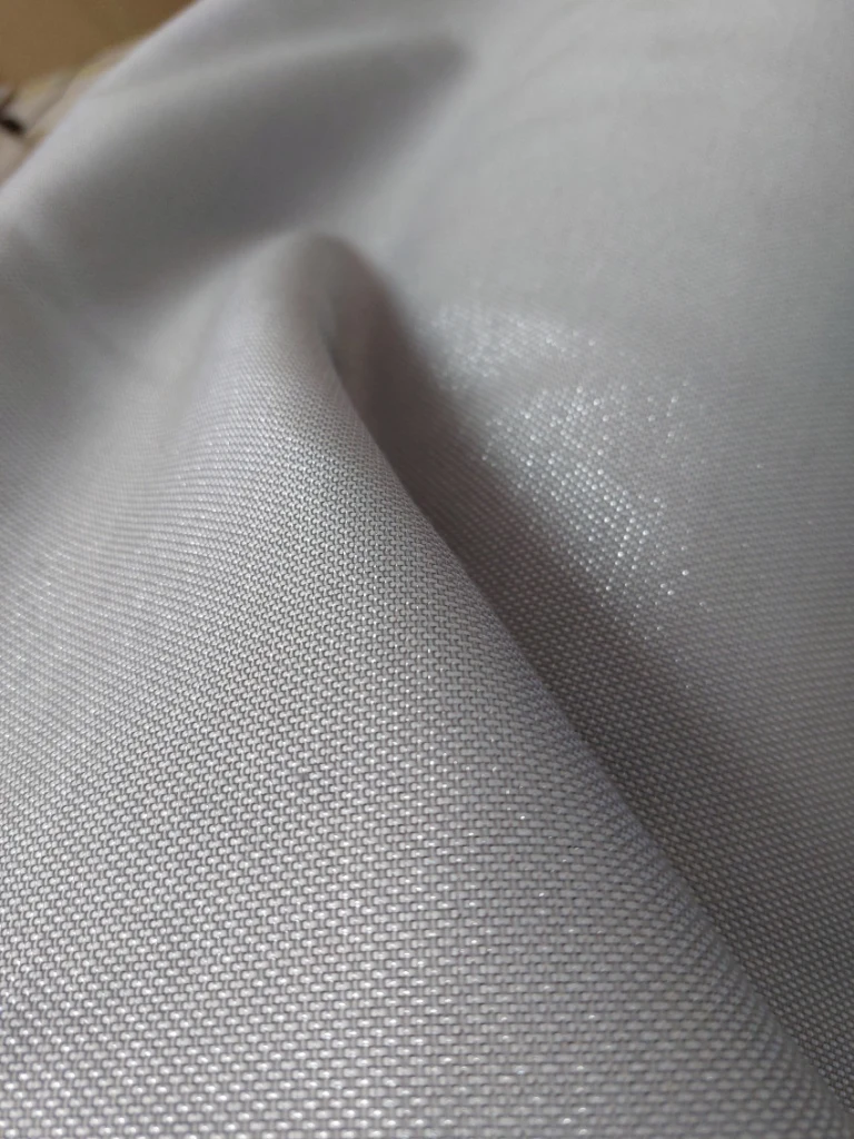 Polyester závěsová látka · Ref. 120