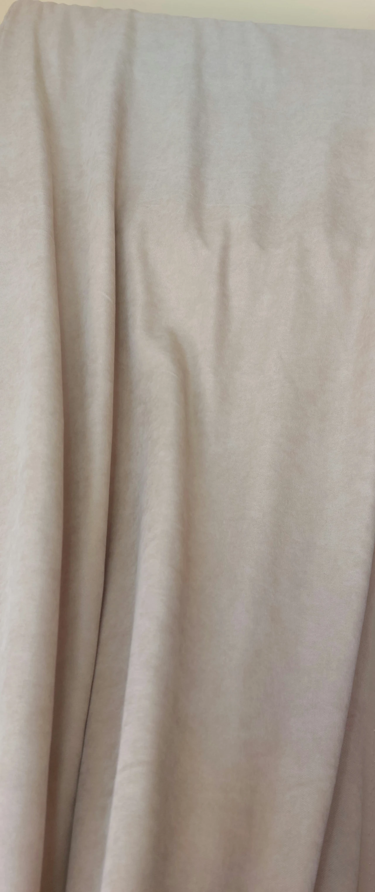 Polyester závěsová látka · Ref. 252